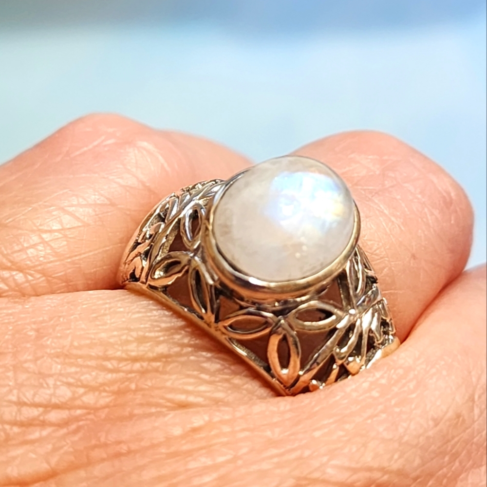 Moonstone and Sterling Silver Ring NWOT